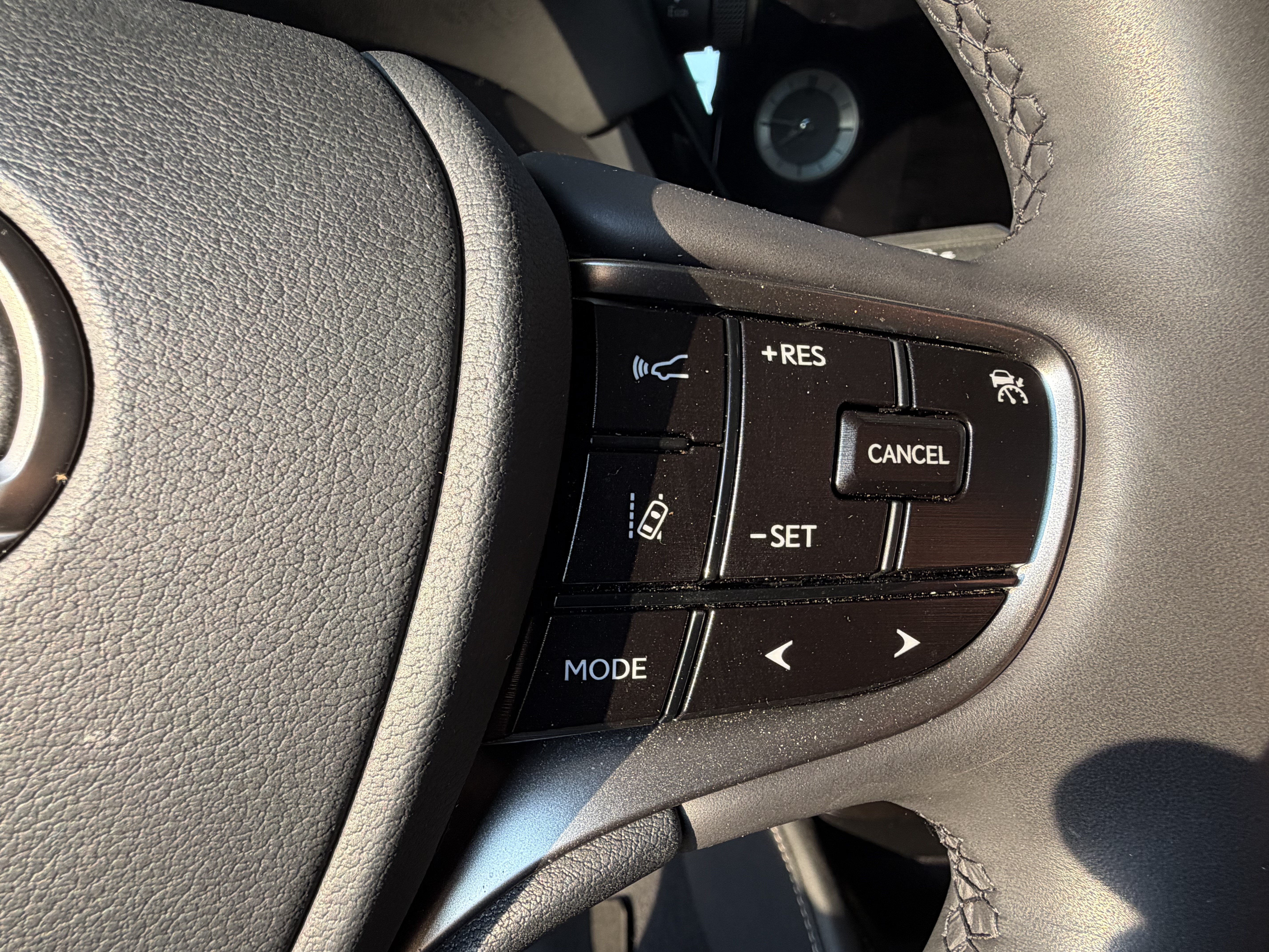 Certified 2023 Lexus ES 350 w/ Premium Package FWD image 19