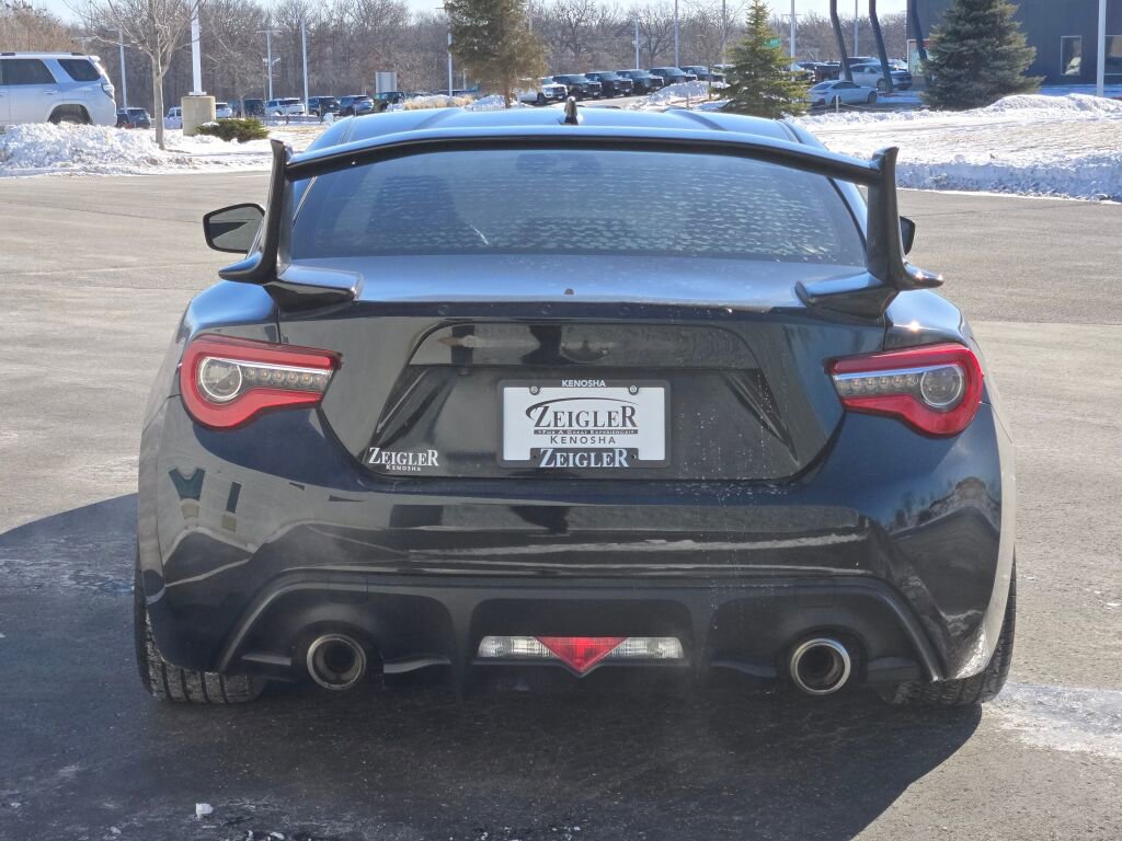 Used 2017 Toyota 86 image 10