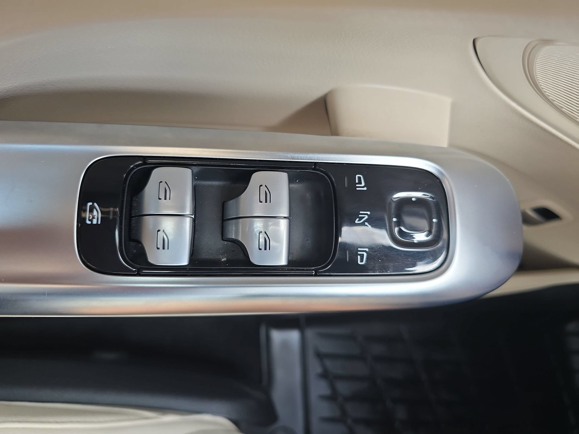 Certified 2023 Mercedes-Benz C 300 4MATIC Sedan image 26
