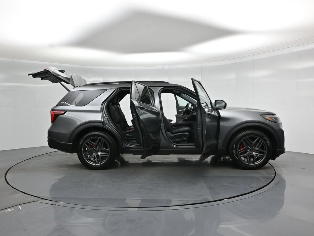 New 2026 Ford Explorer ST w/ Sun And Sound Package AWD/4WD image 4