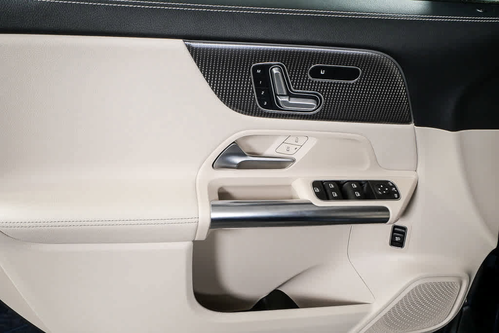 Used 2022 Mercedes-Benz GLA 250 image 11