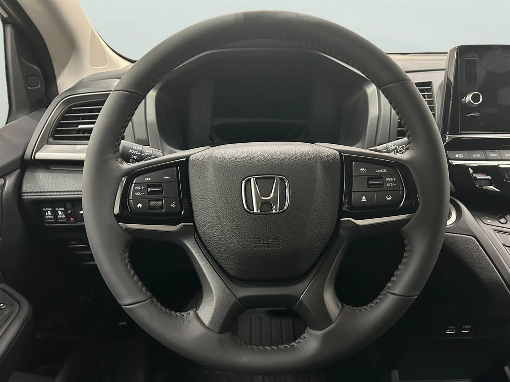 Used 2026 Honda Odyssey EX-L image 11