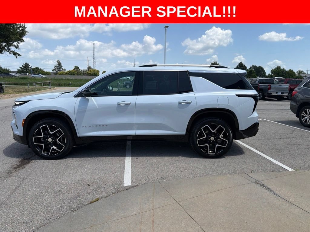 Used 2026 Chevrolet Traverse High Country AWD/4WD image 13