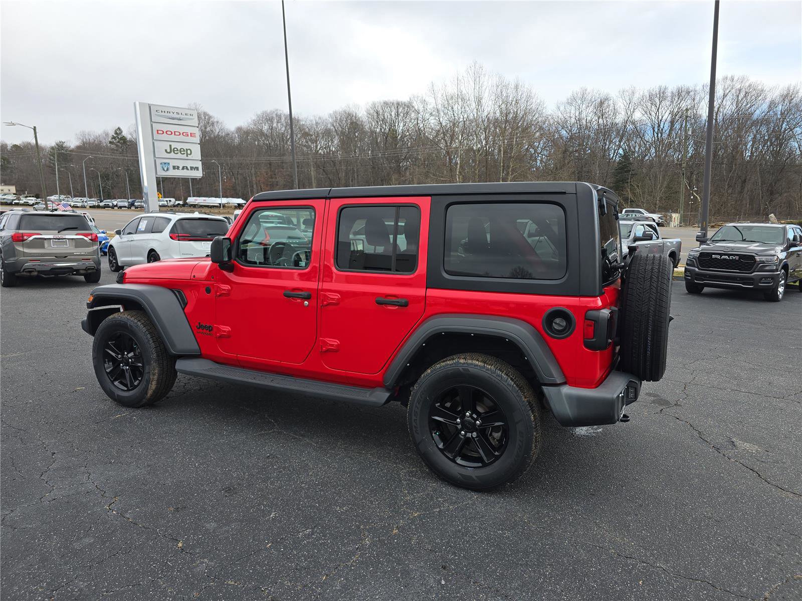 Used 2022 Jeep Wrangler Unlimited Sport image 6