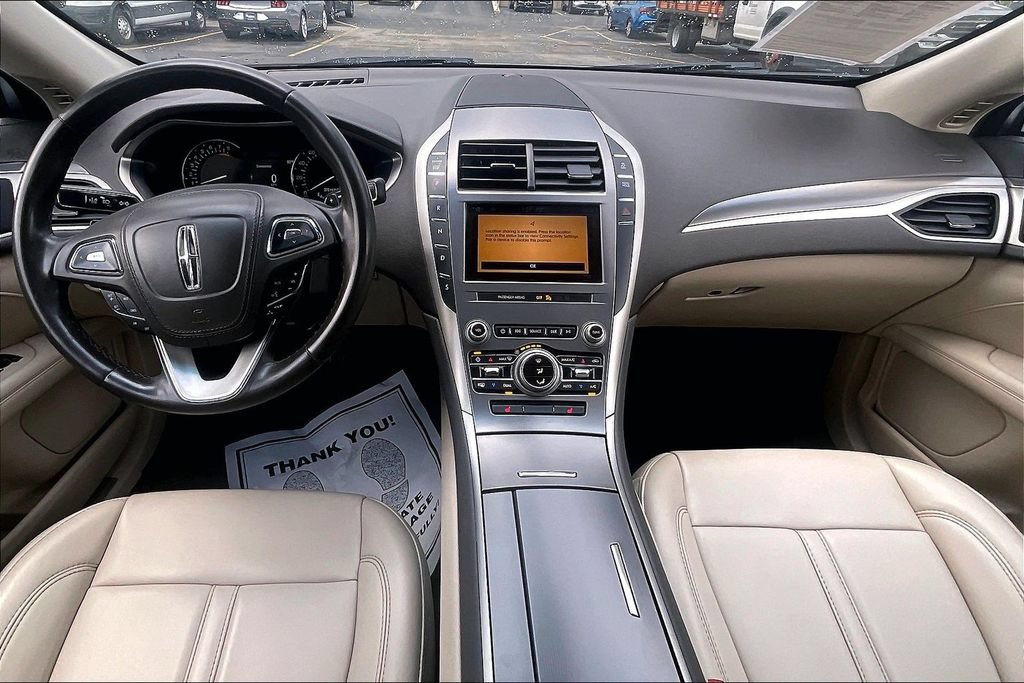 Used 2019 Lincoln MKZ Premiere FWD image 14