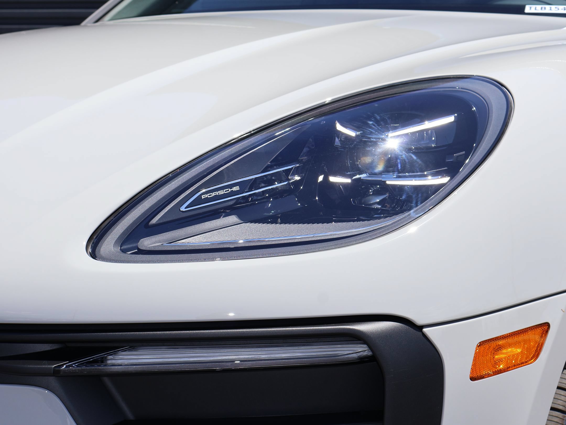 New 2026 Porsche Macan AWD/4WD image 12