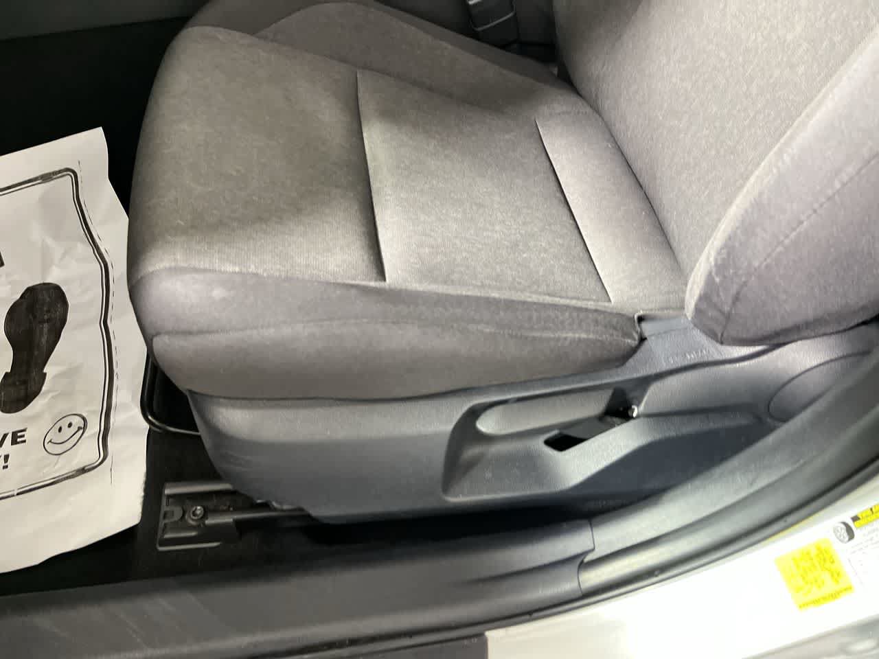 Used 2025 Toyota Camry LE FWD image 14