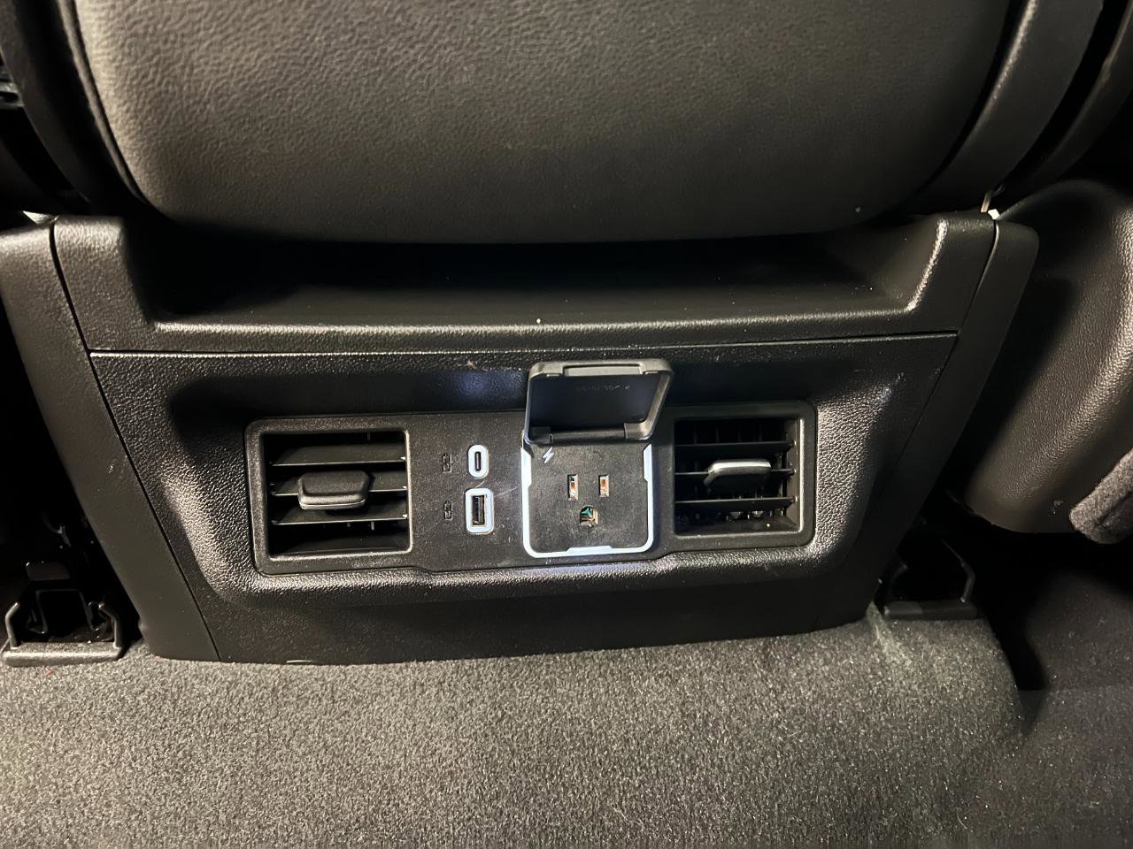 Used 2025 GMC Sierra 1500 SLT image 66