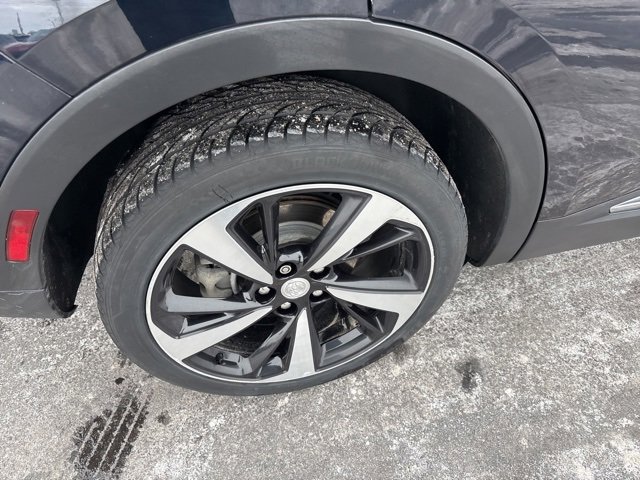 Used 2021 Buick Envision Essence image 4