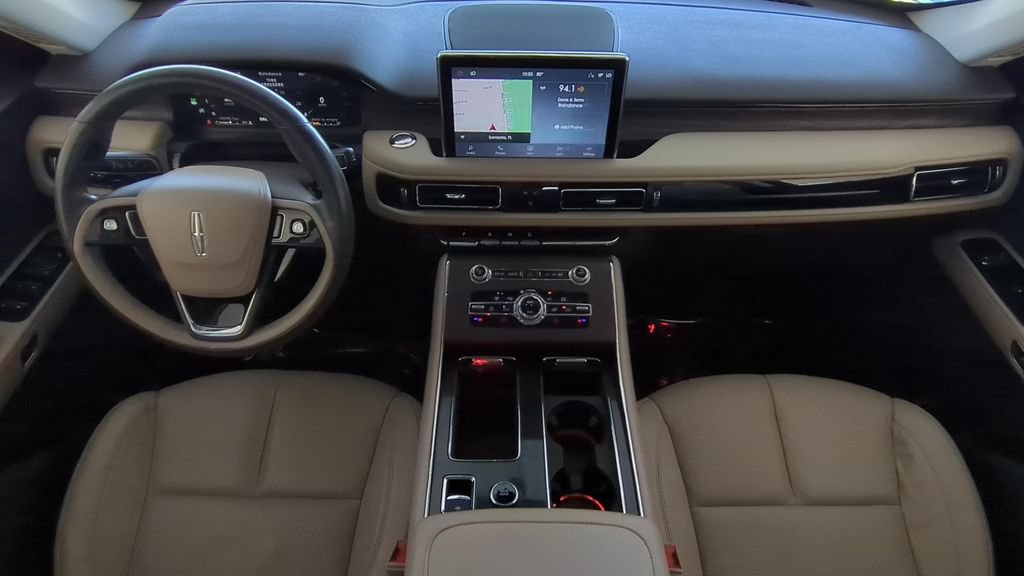 Used 2024 Lincoln Aviator Reserve RWD image 11