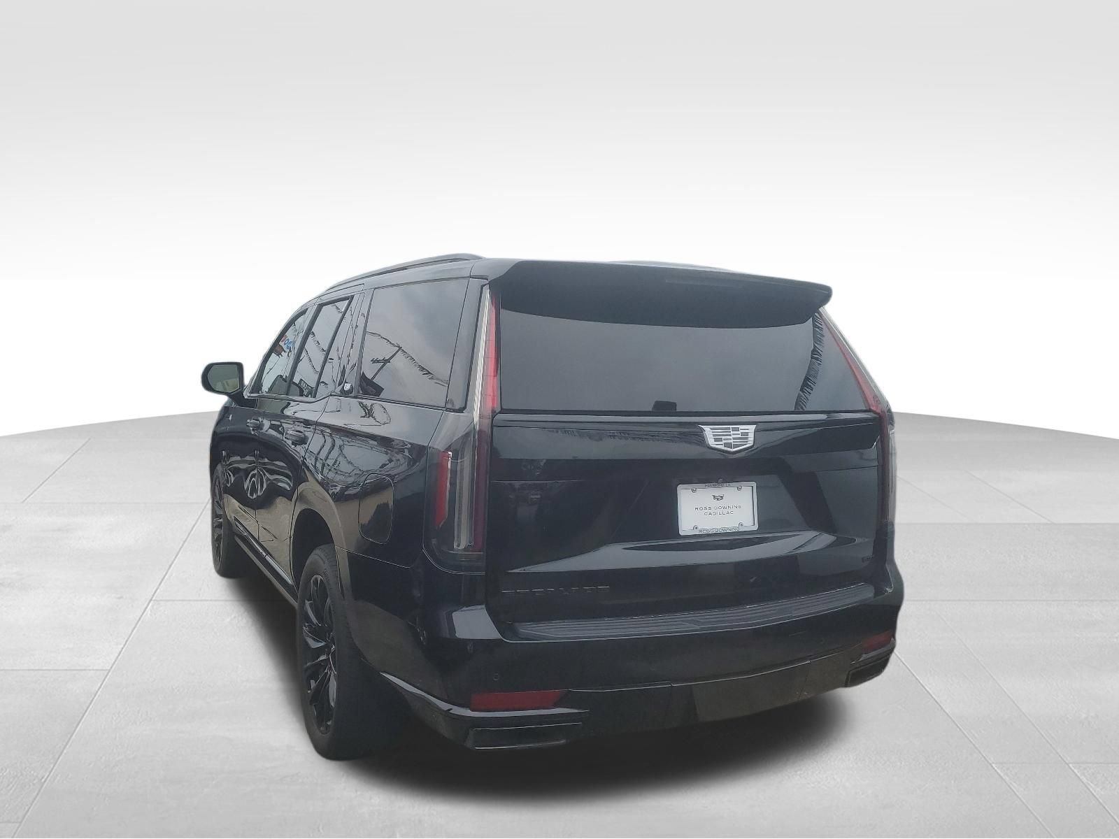 Used 2022 Cadillac Escalade Sport w/ Touring Package AWD/4WD image 6