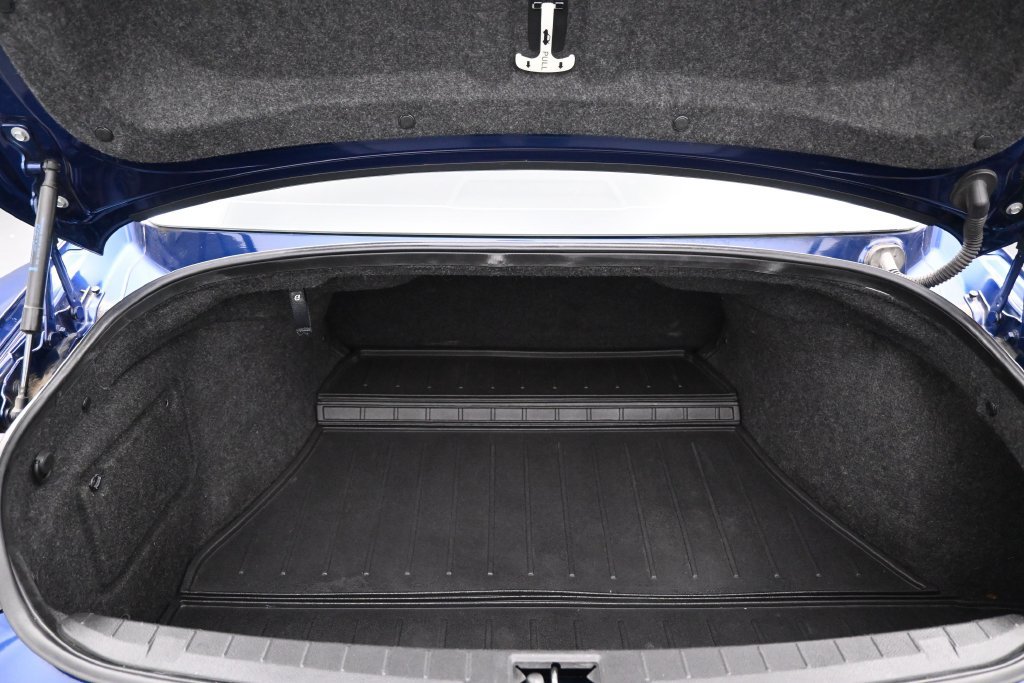 Used 2018 INFINITI Q60 3.0t Luxe w/ Sensory Package 3.0T Luxe AWD/4WD image 23