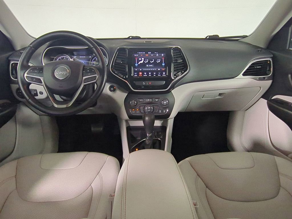 Used 2020 Jeep Cherokee Limited FWD image 18