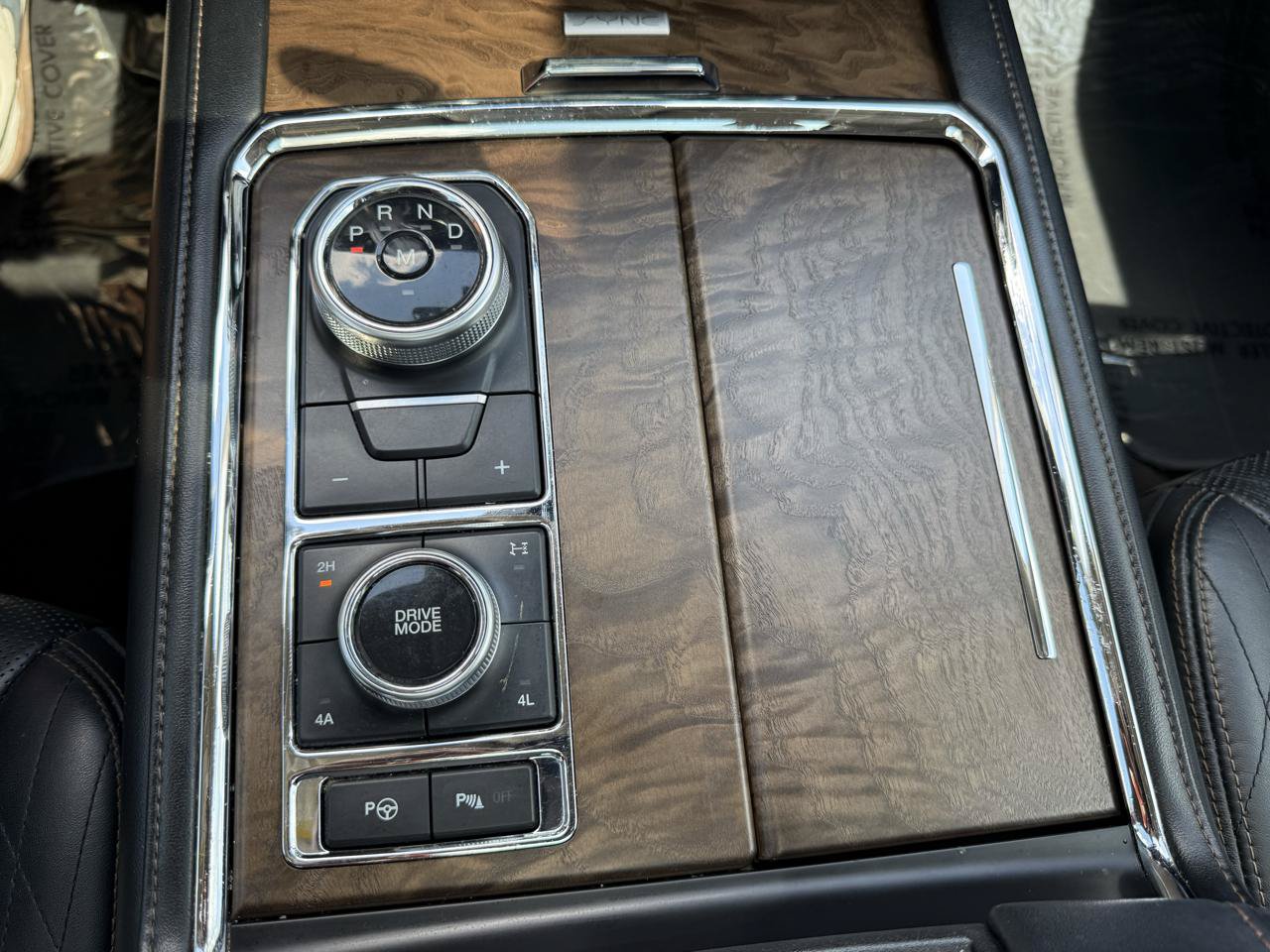 Used 2018 Ford Expedition Platinum AWD/4WD image 37