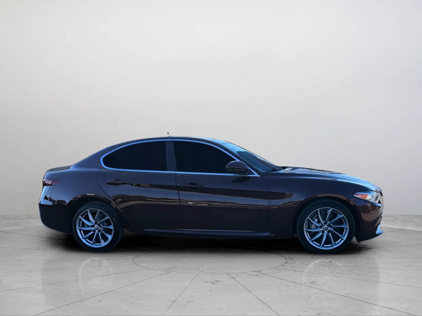 Used 2017 Alfa Romeo Giulia Ti AWD/4WD image 6