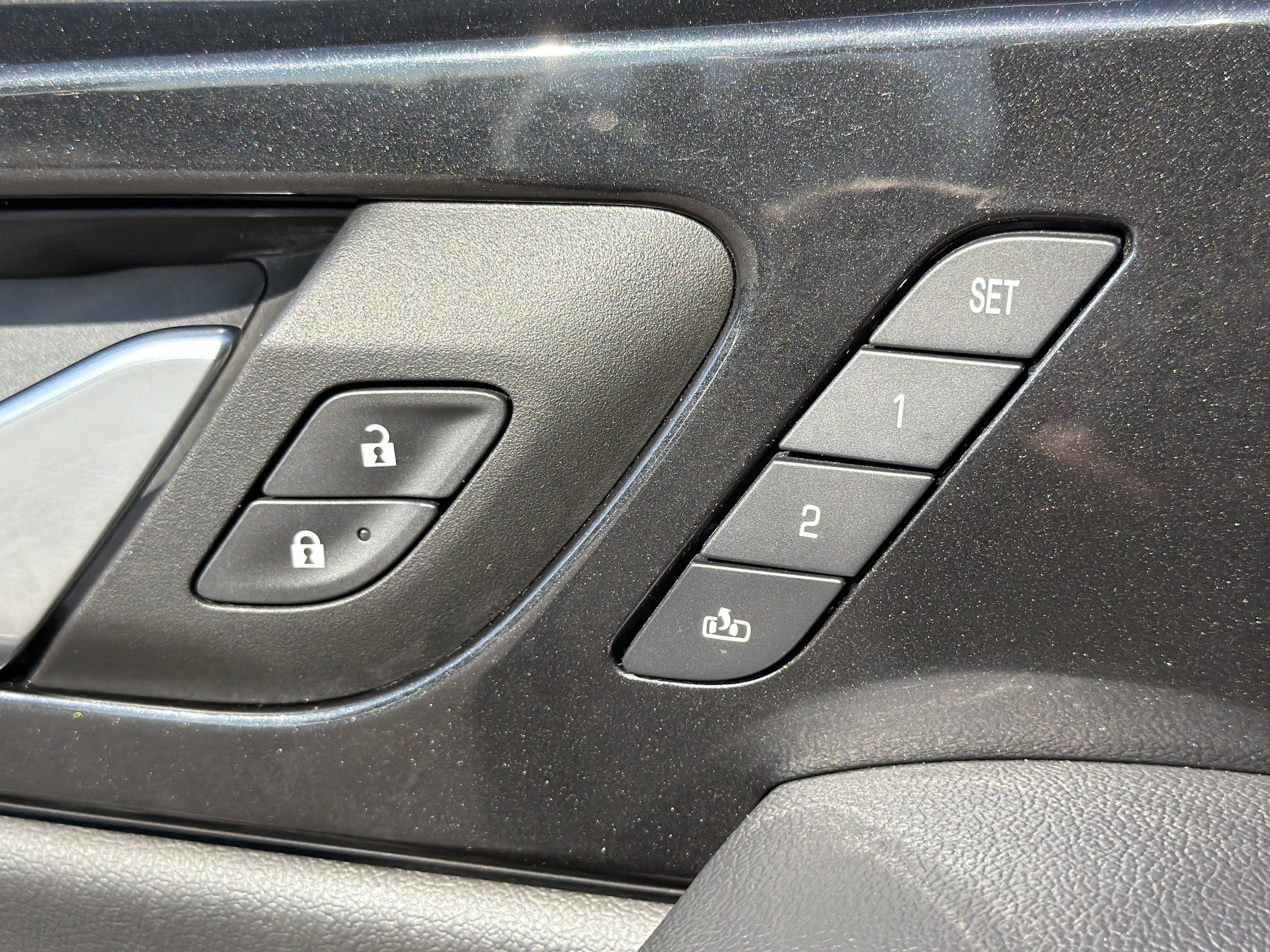 Used 2023 Chevrolet Blazer RS w/ Driver Confidence II Package FWD image 21