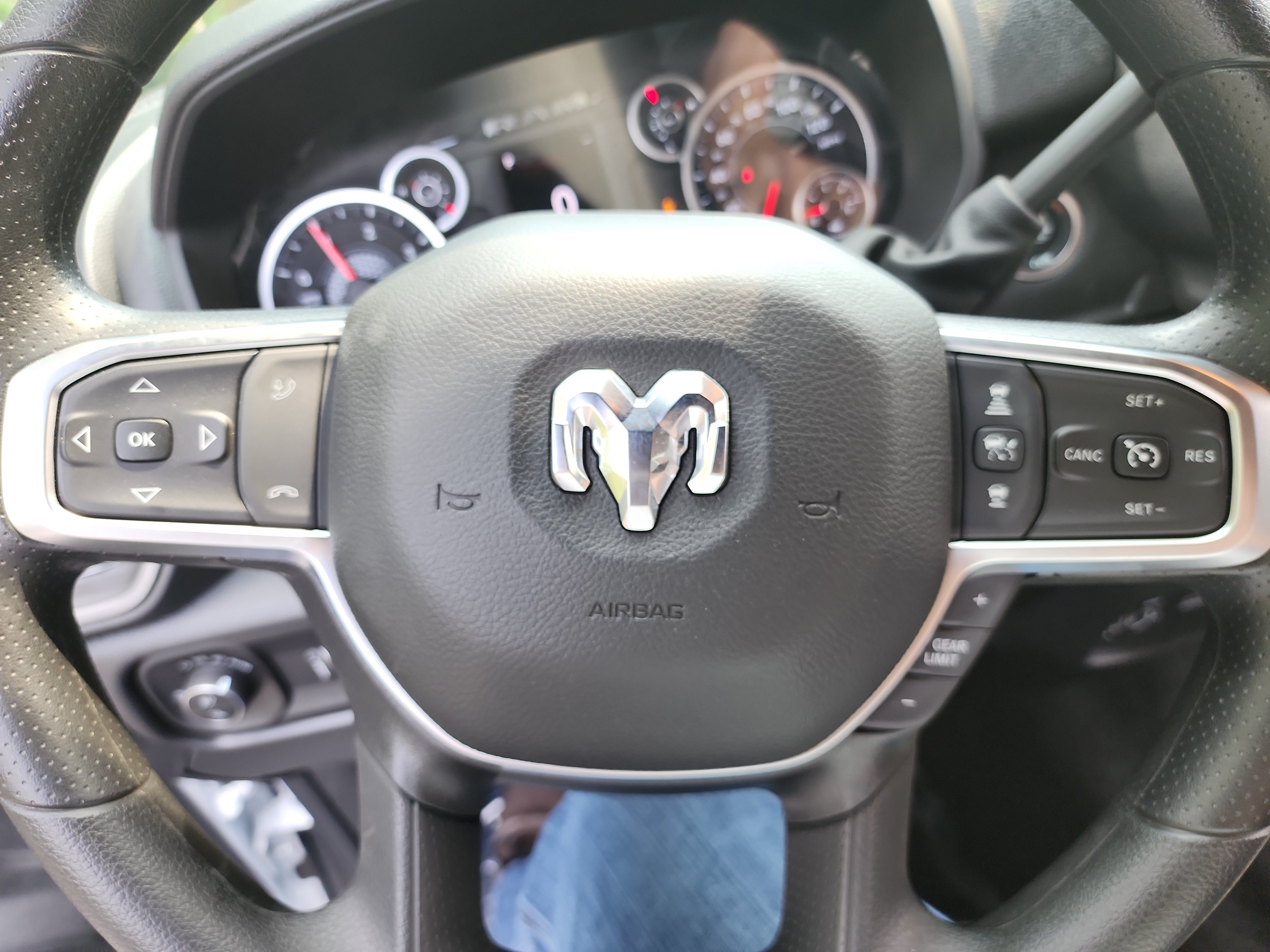 New 2026 RAM 2500 Tradesman AWD/4WD image 10