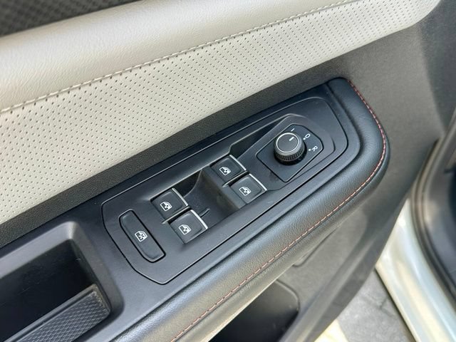 Used 2024 Volkswagen Atlas Peak Edition SEL AWD/4WD image 11