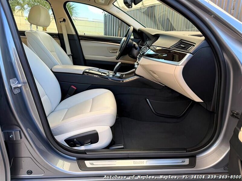 Used 2014 BMW 528i xDrive Sedan AWD/4WD image 31