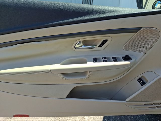Used 2011 Volkswagen Eos Komfort FWD image 12