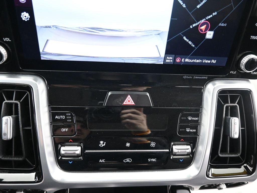 Used 2022 Kia Sorento SX image 25