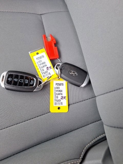 Used 2023 Hyundai Elantra SEL w/ Convenience Package image 23