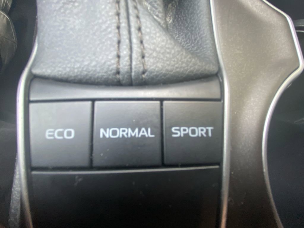 Used 2024 Toyota Camry LE FWD image 23