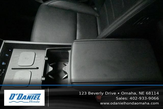 Used 2025 Hyundai Santa Fe Calligraphy AWD/4WD image 34