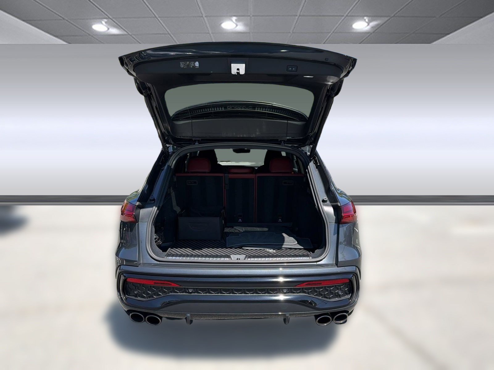 Certified 2025 Audi SQ5 Prestige AWD/4WD image 25