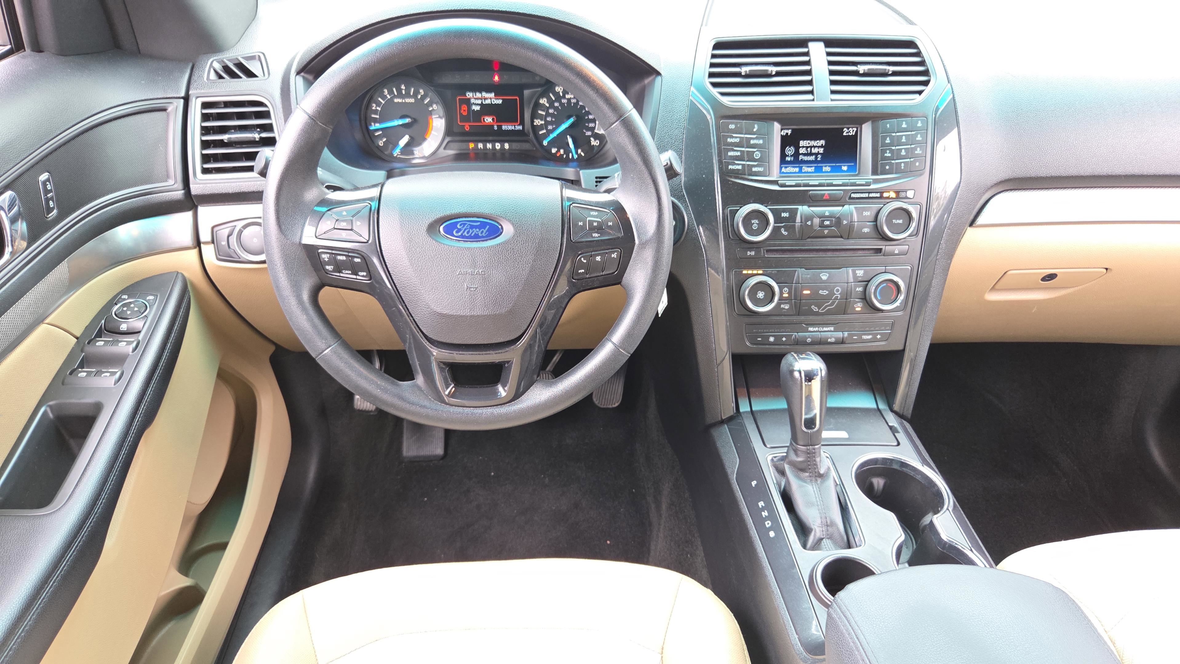 Used 2017 Ford Explorer FWD image 12