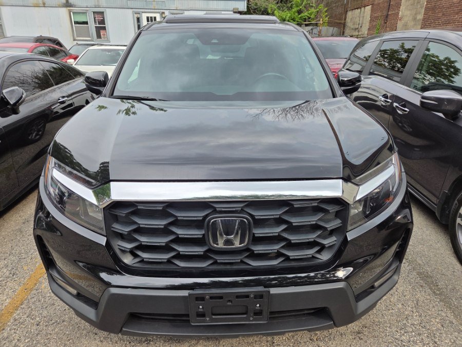 Used 2023 Honda Passport EX-L image 2