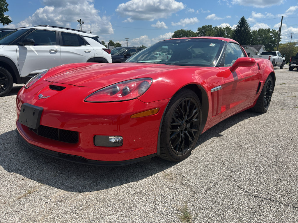 Used 2011 Chevrolet Corvette Grand Sport w/ Preferred Equipment Group RWD image 3