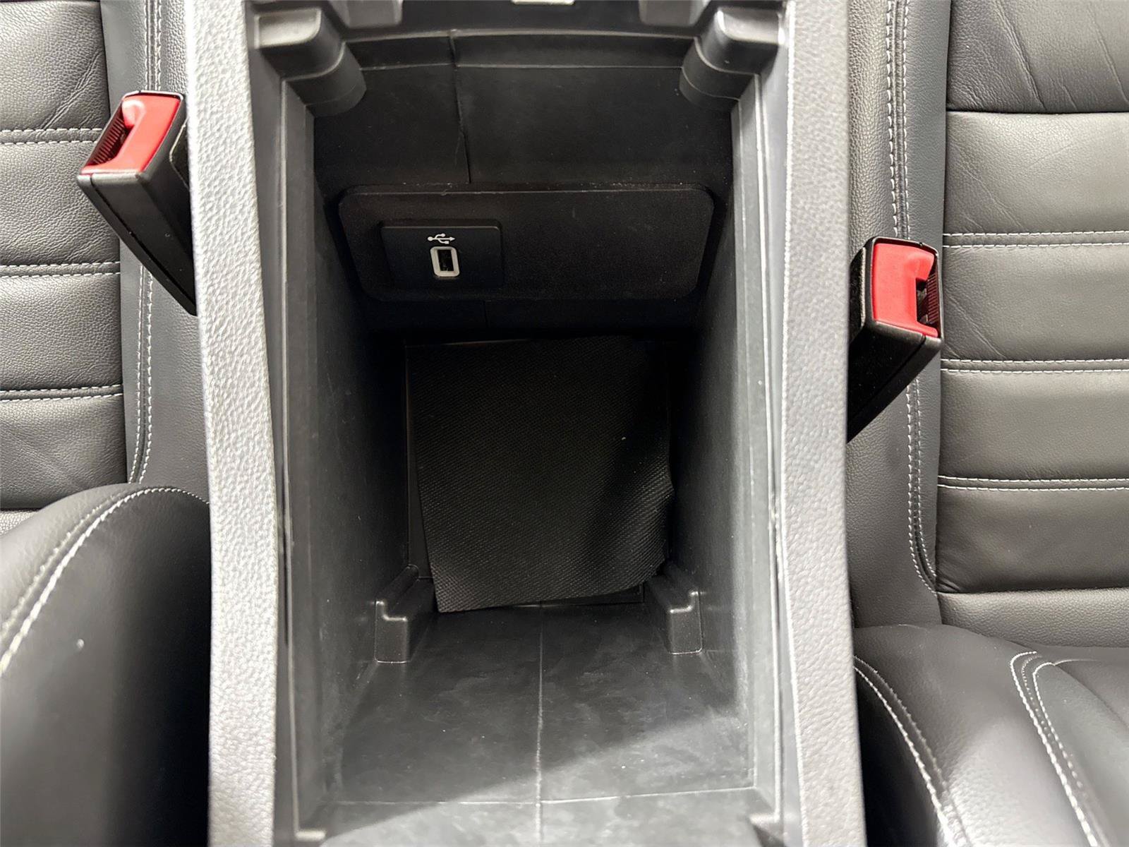 Used 2019 Ford Escape Titanium FWD image 31