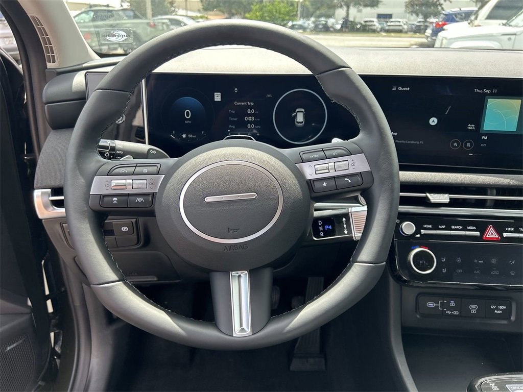 New 2025 Hyundai Tucson Limited image 30