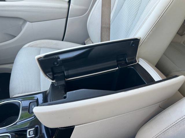 Used 2023 Buick Envision Preferred FWD image 33