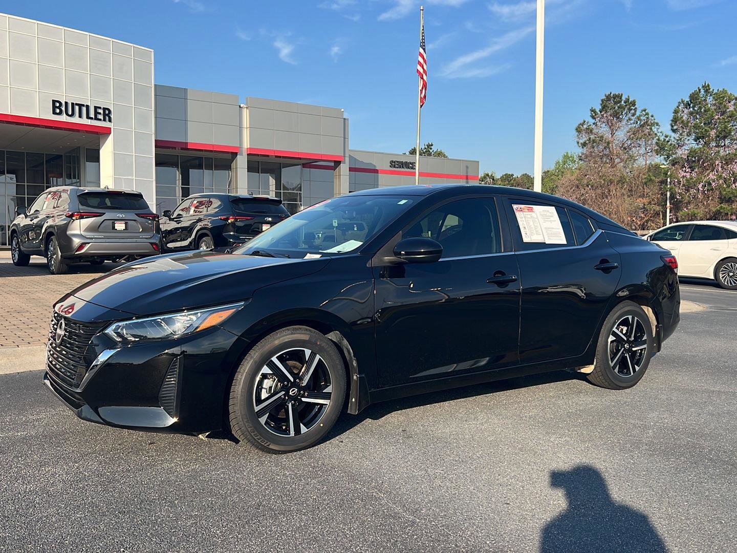 Used 2024 Nissan Sentra SV image 2