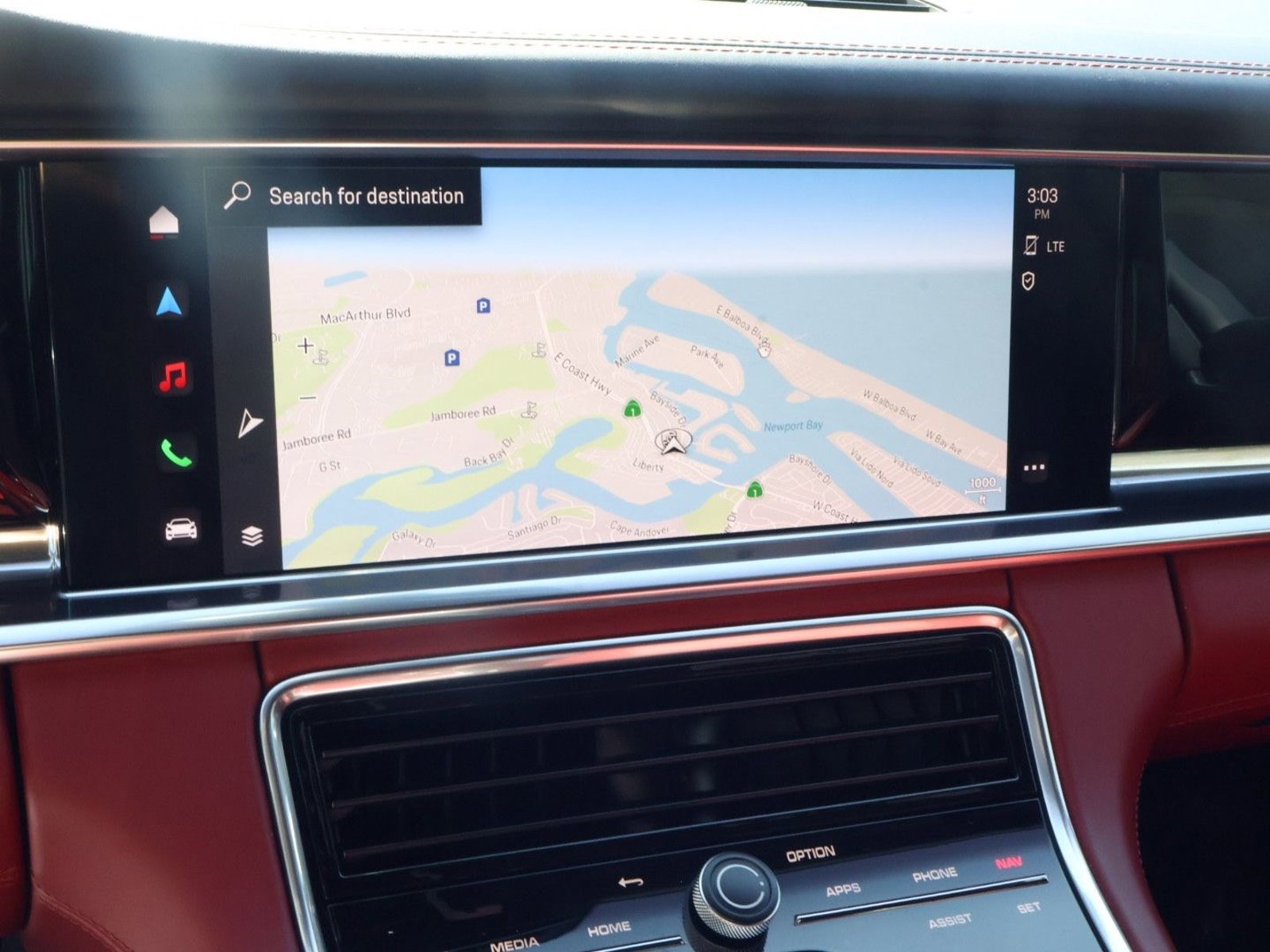 Certified 2022 Porsche Panamera 4 w/ Premium Package image 18