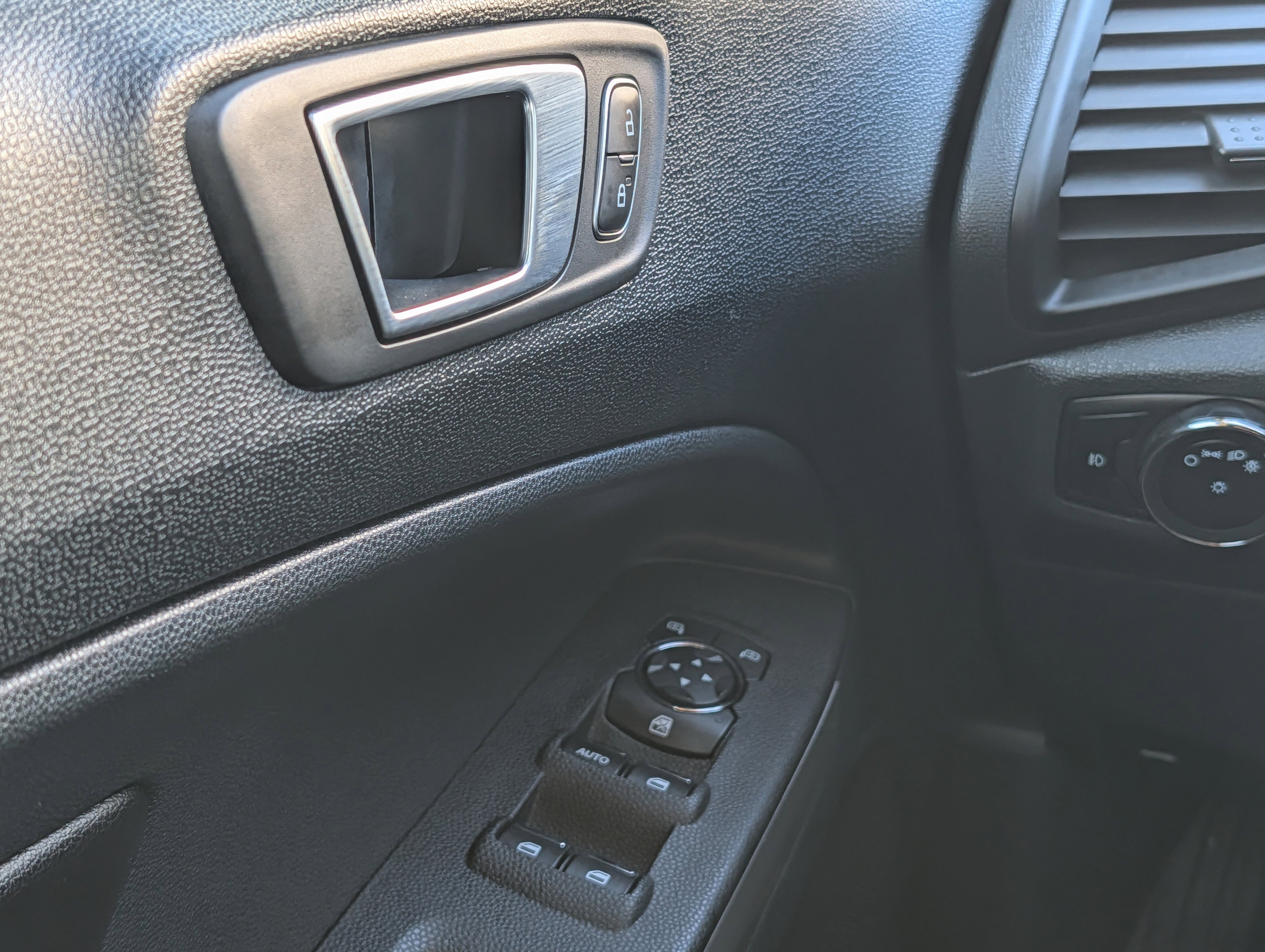 Certified 2019 Ford EcoSport Titanium image 22