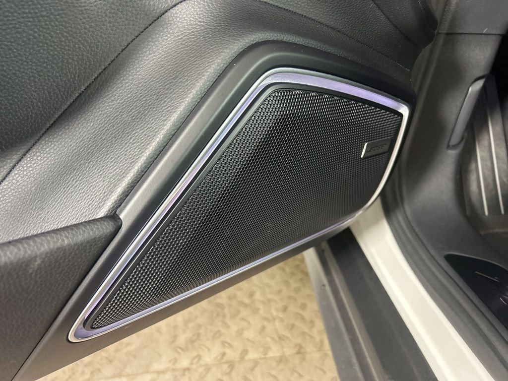 Certified 2023 Porsche Panamera 4 Platinum Edition image 23