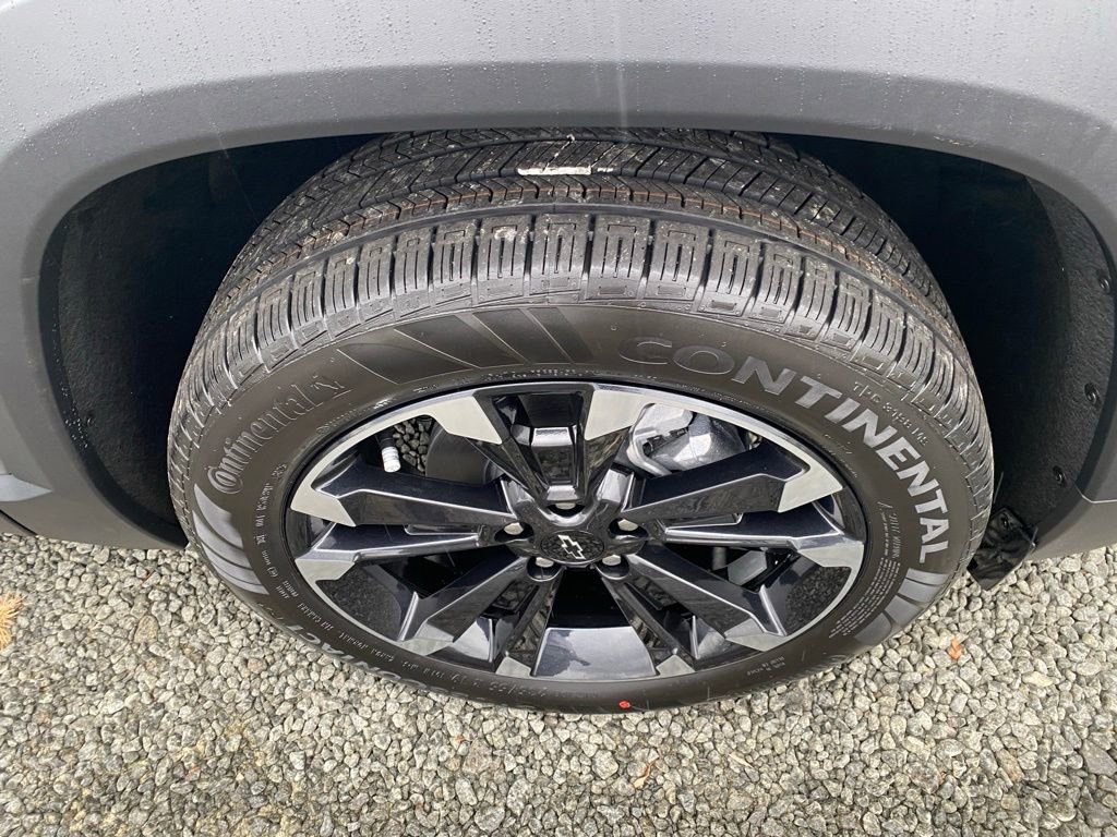 New 2026 Chevrolet Equinox RS w/ Convenience Package III image 23