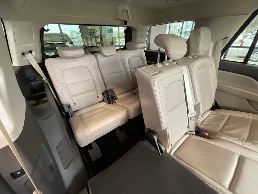 Used 2023 Lincoln Navigator Reserve image 21