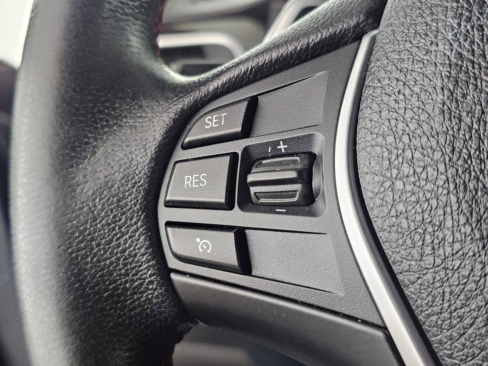 Used 2018 BMW 328d Sedan image 27