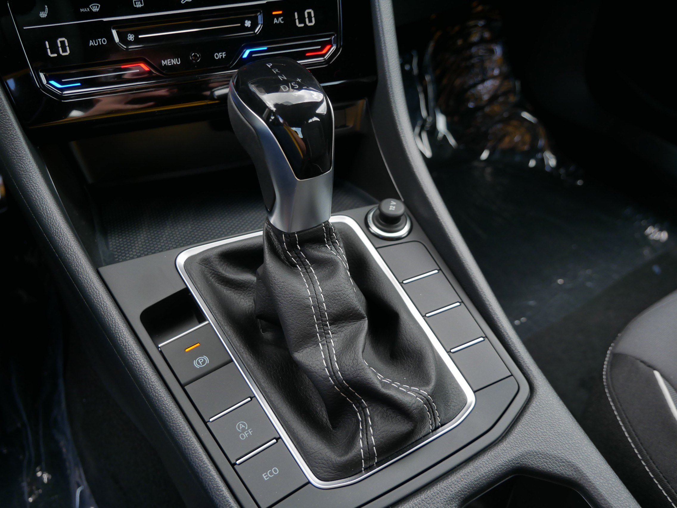 New 2026 Volkswagen Jetta Sport FWD image 9