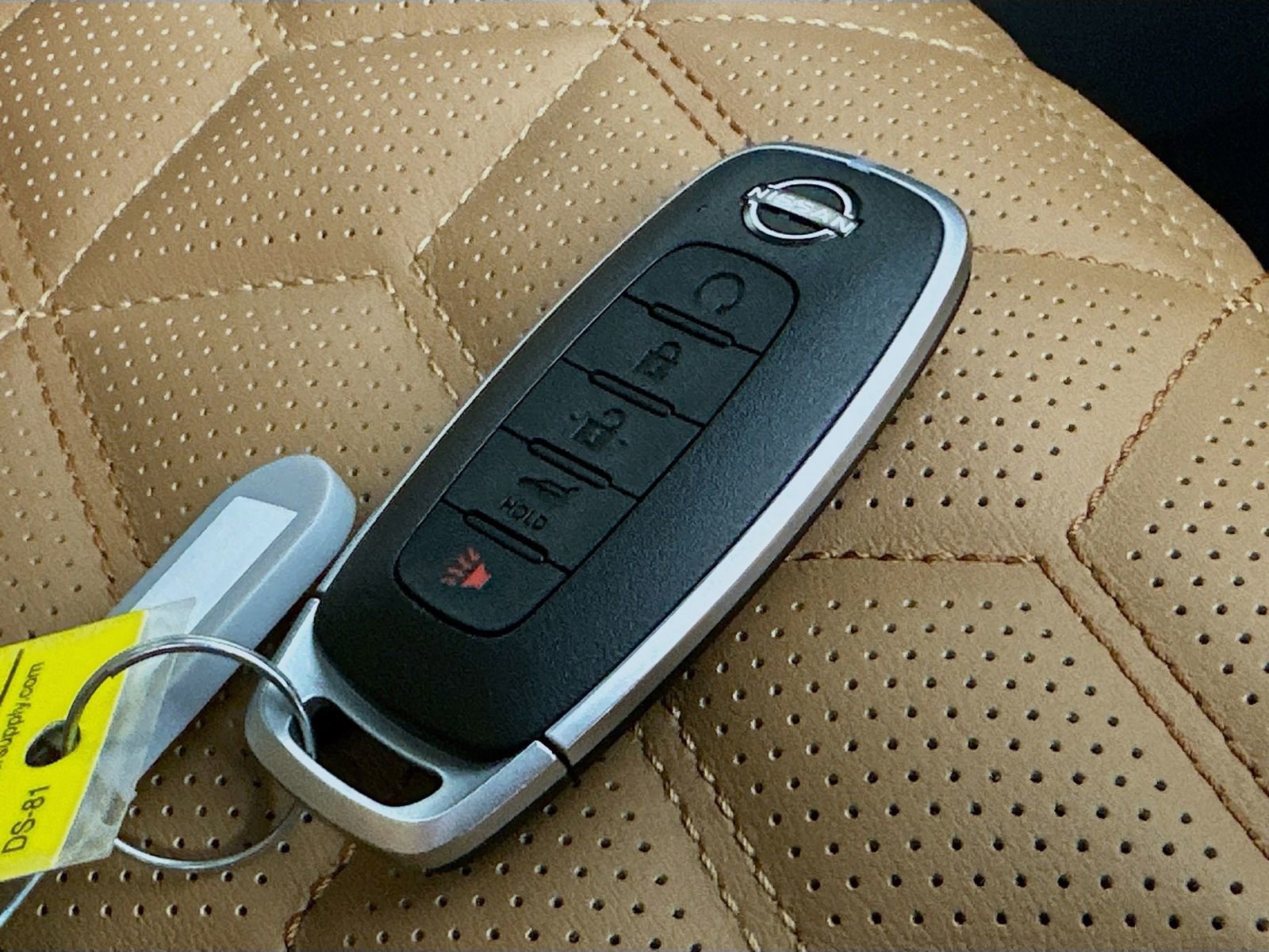 Used 2025 Nissan Armada Platinum Reserve AWD/4WD image 49