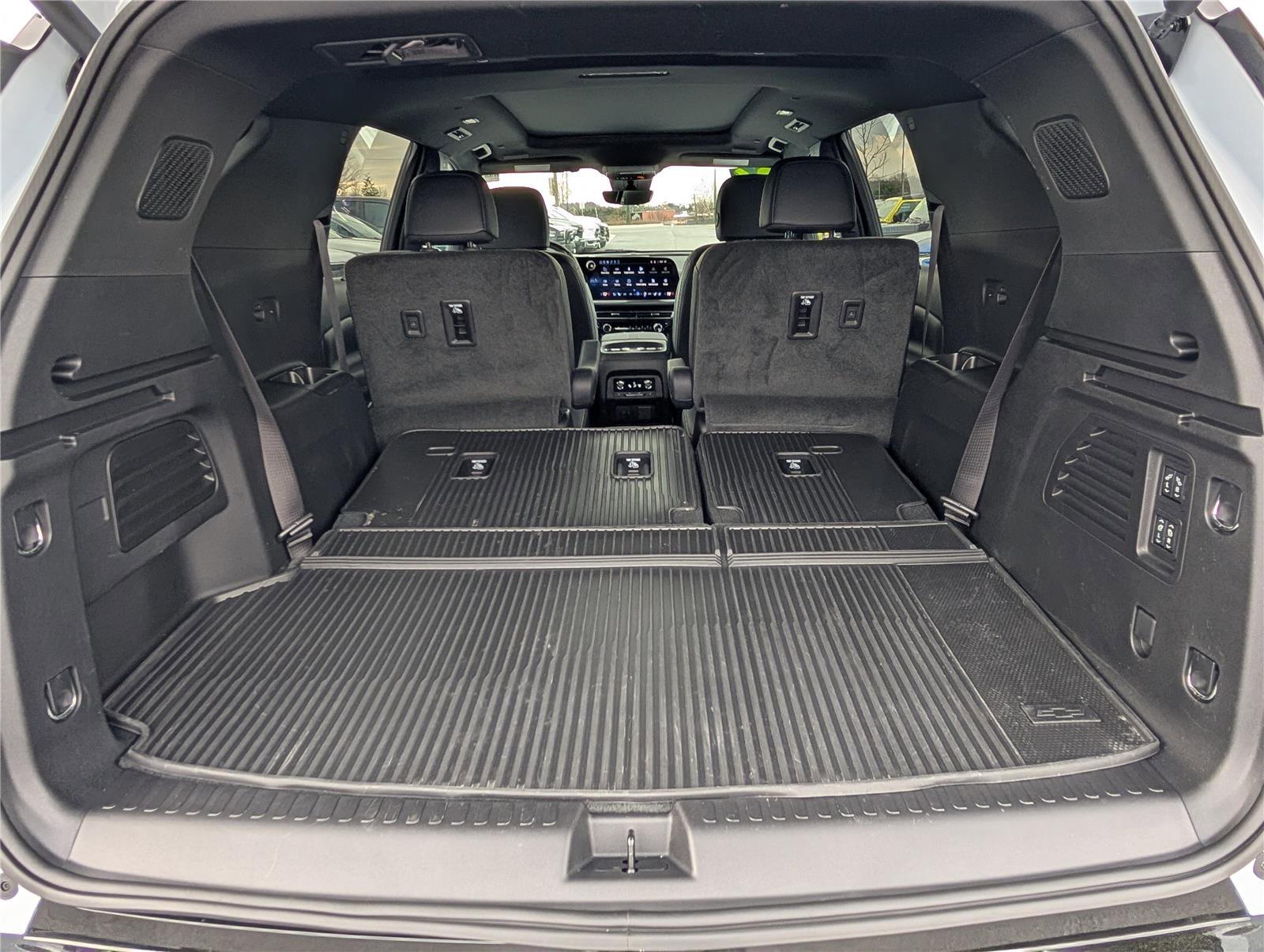 Used 2026 Chevrolet Traverse High Country w/ LPO, Floor Liner Package image 13