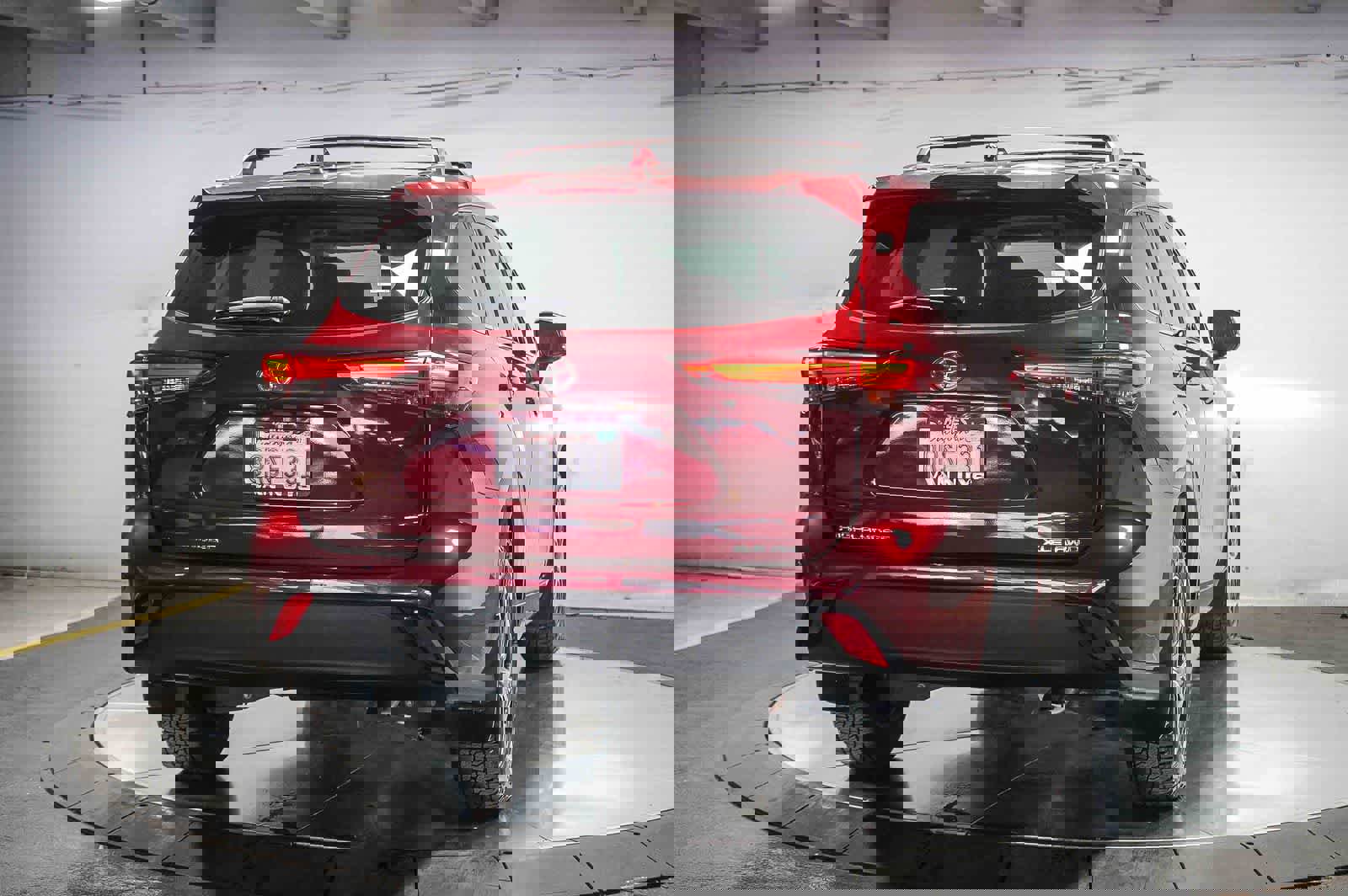 Certified 2020 Toyota Highlander XLE image 7