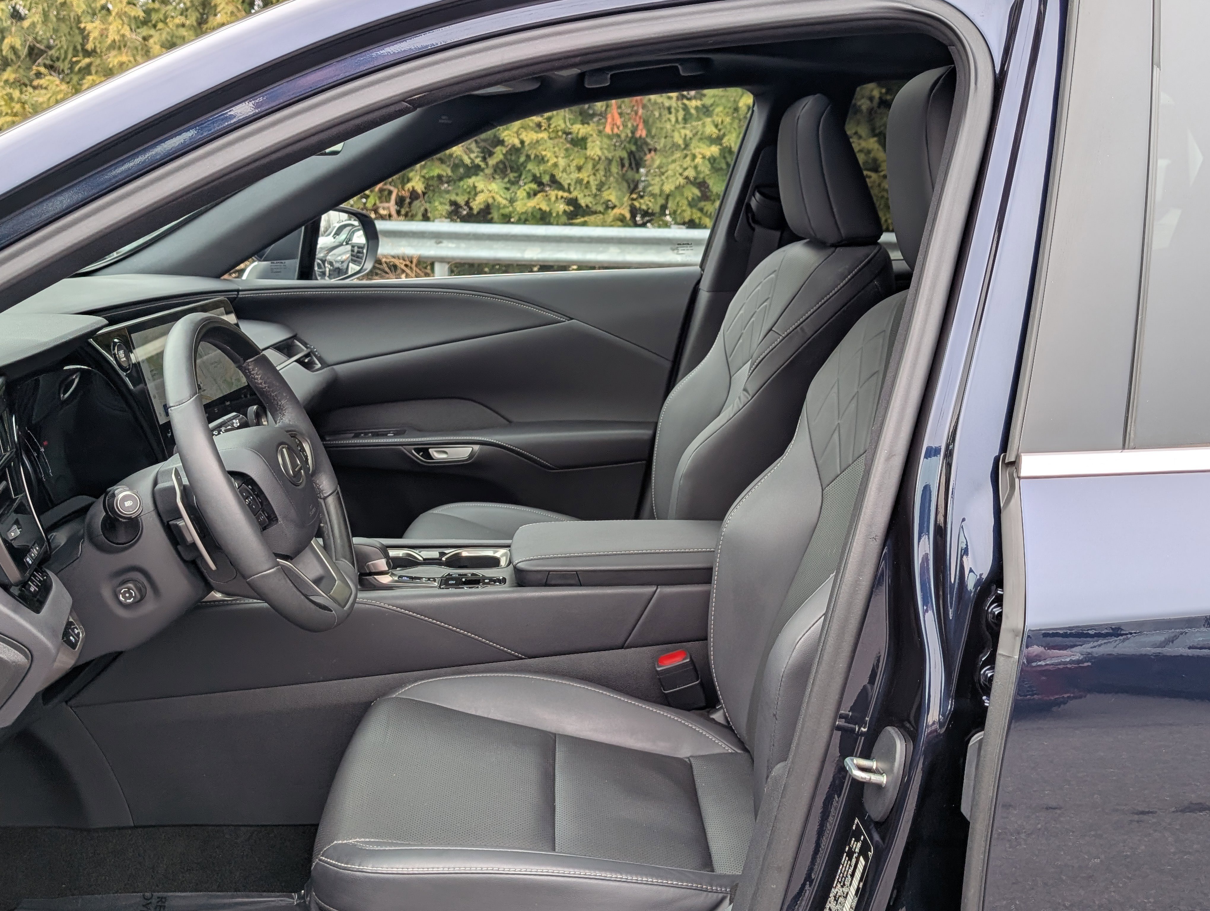 Certified 2023 Lexus RX 350 Premium w/ Accessory Package (Z1) image 16