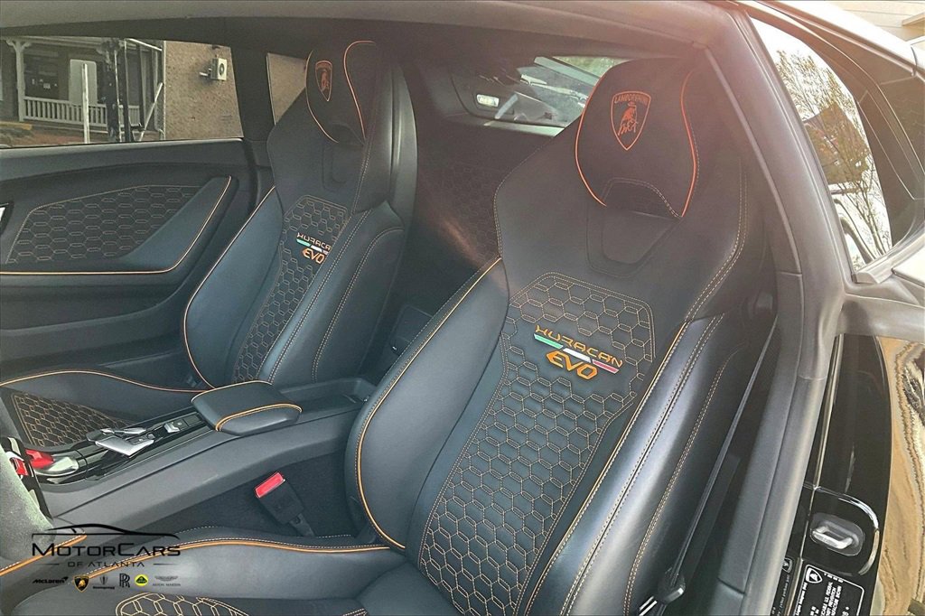 Used 2020 Lamborghini Huracan EVO image 22