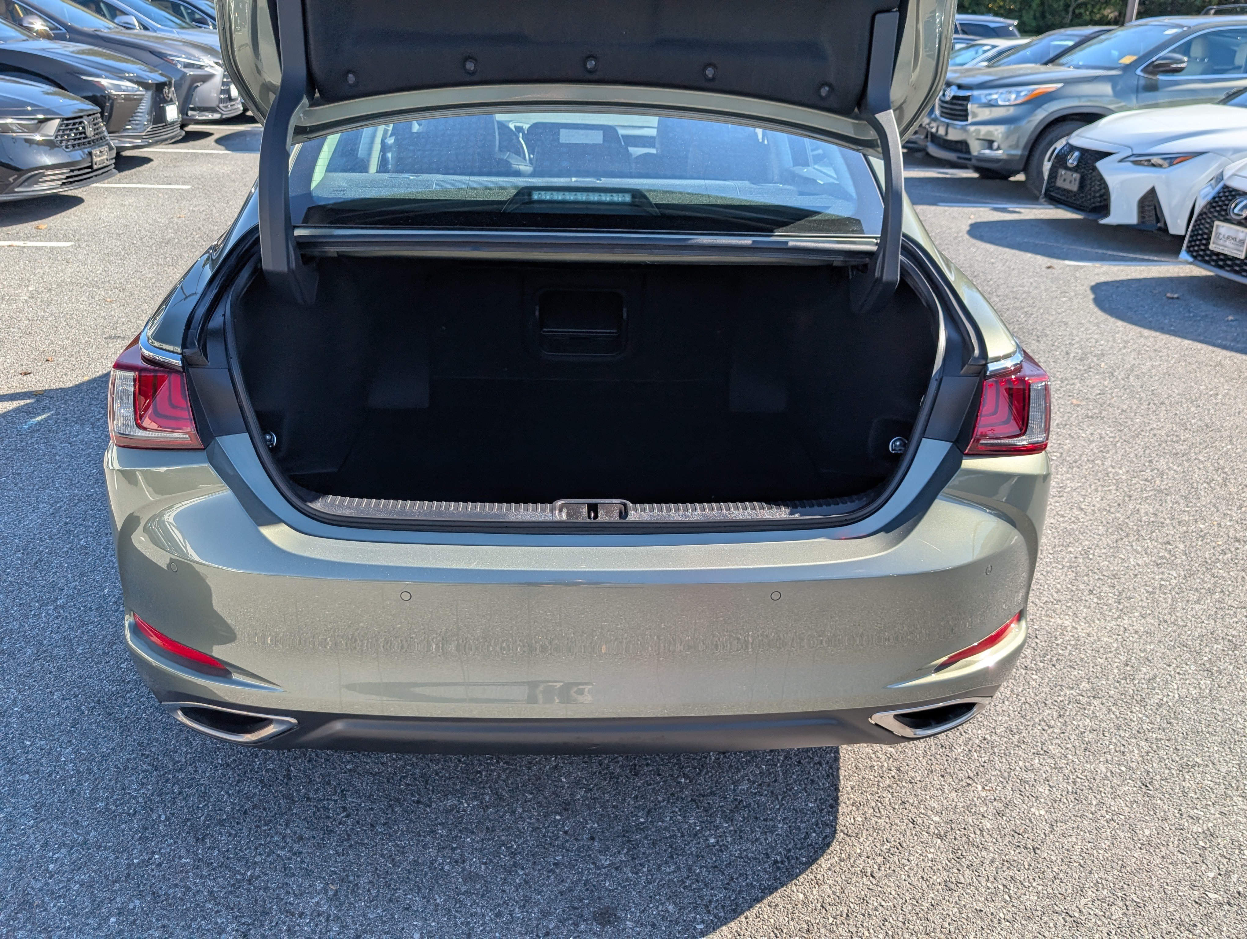 Certified 2025 Lexus ES 350 w/ Premium Package FWD image 13