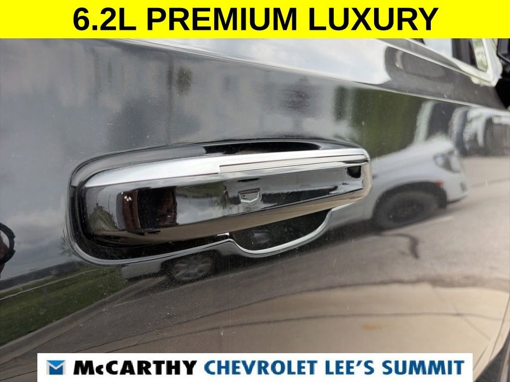 Used 2023 Cadillac Escalade Premium Luxury w/ LPO, Illumination Package AWD/4WD image 29